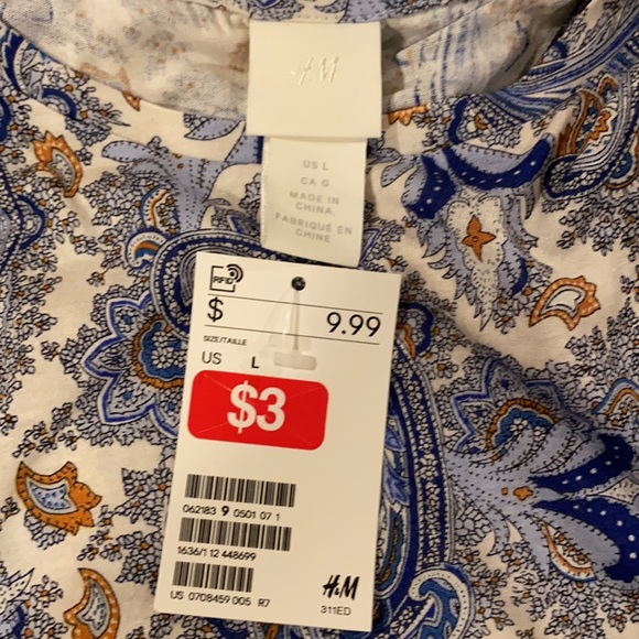 Top - Picture 2 of 2